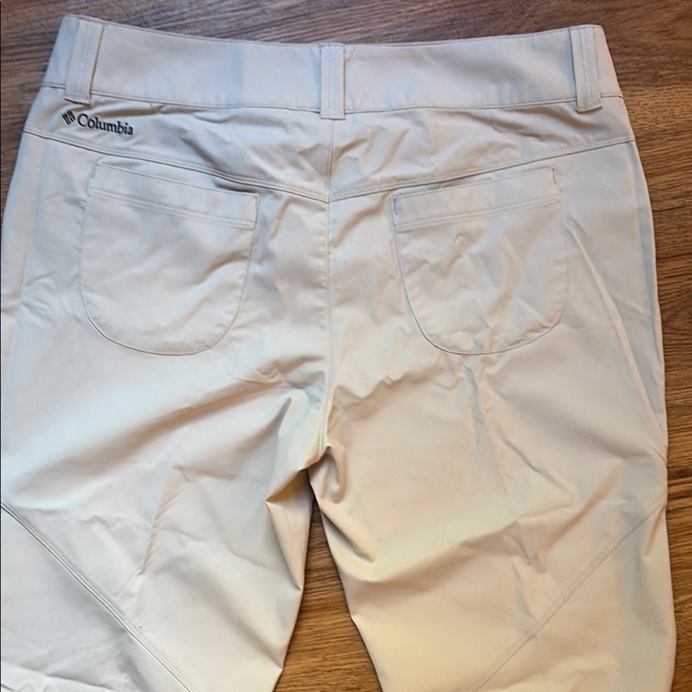 New Columbia Women's Tan Pants 10 Short - Picture 6 of 6